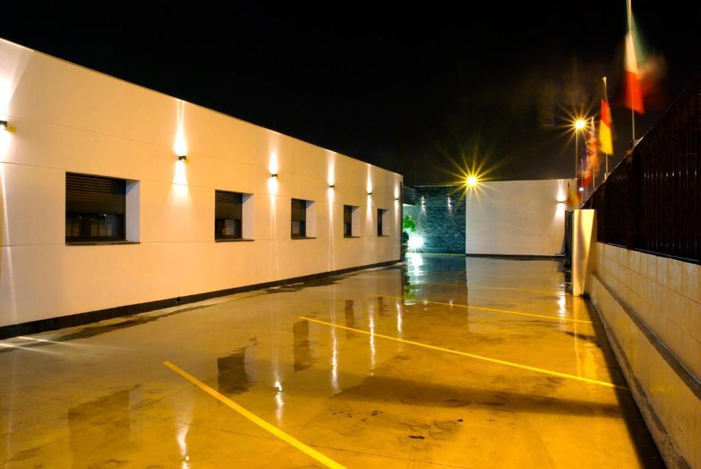 Hotel Restaurante Caracho Corella Extérieur photo