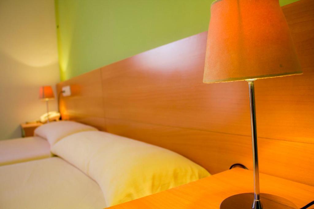 Hotel Restaurante Caracho Corella Chambre photo