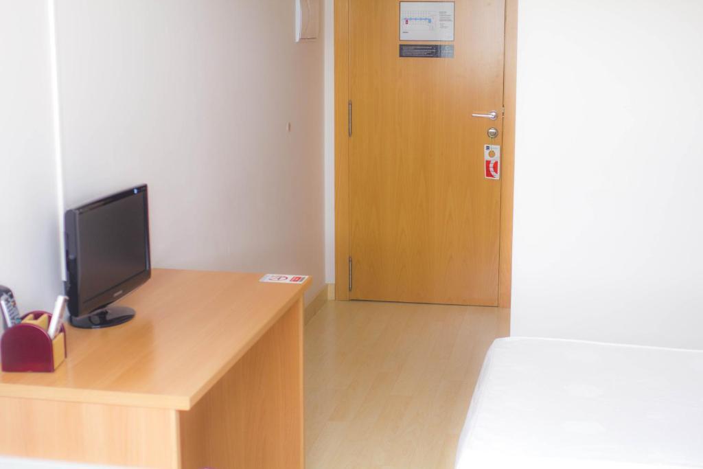 Hotel Restaurante Caracho Corella Chambre photo