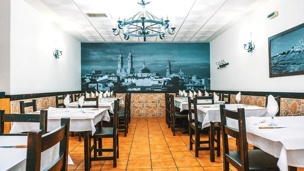 Hotel Restaurante Caracho Corella Extérieur photo