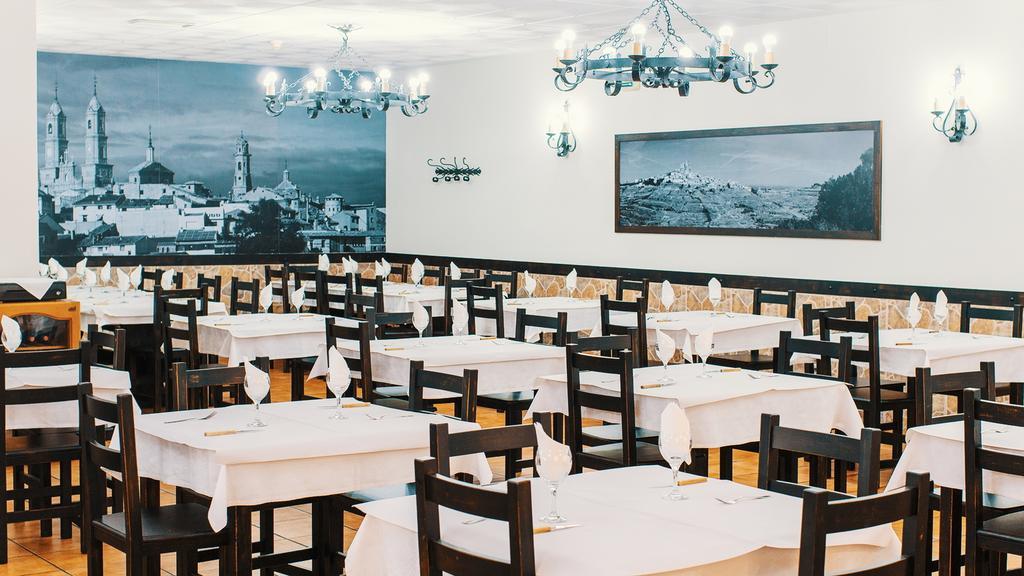 Hotel Restaurante Caracho Corella Extérieur photo