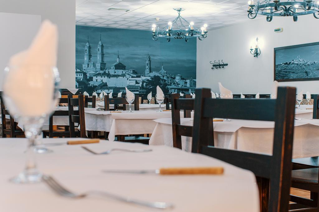 Hotel Restaurante Caracho Corella Extérieur photo